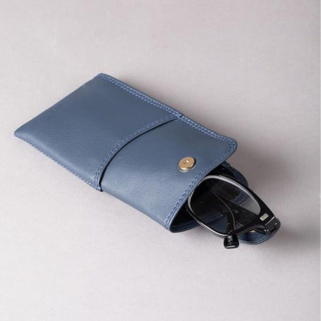 Slim Genuine Navy Leather Glasses Case – Magnetic Eyewear Pouch for Reading Glasses & Sunglasses